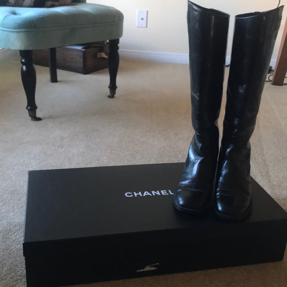 Chanel High Bottes Boots Black
